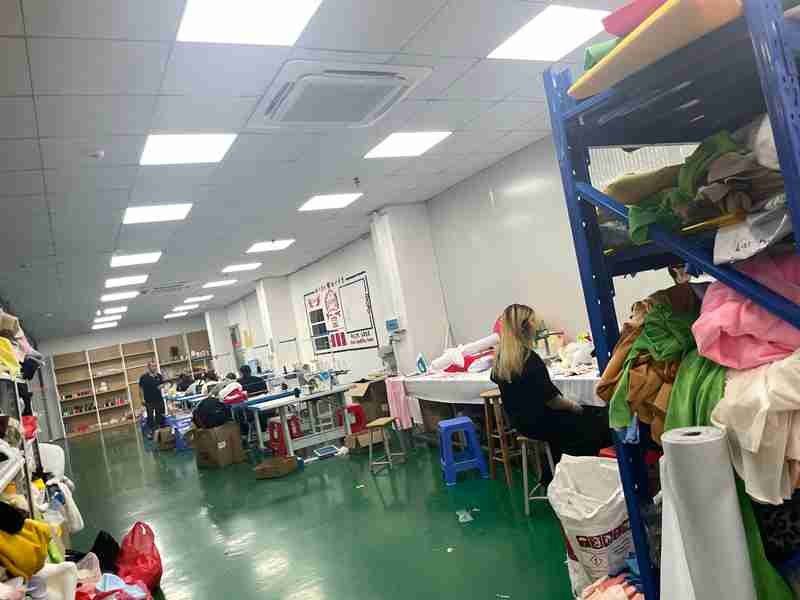 Customer Sample Production Room