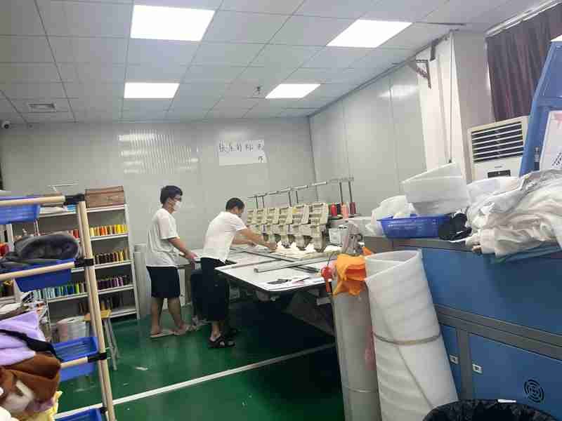 MOQ & Pricing Logic.