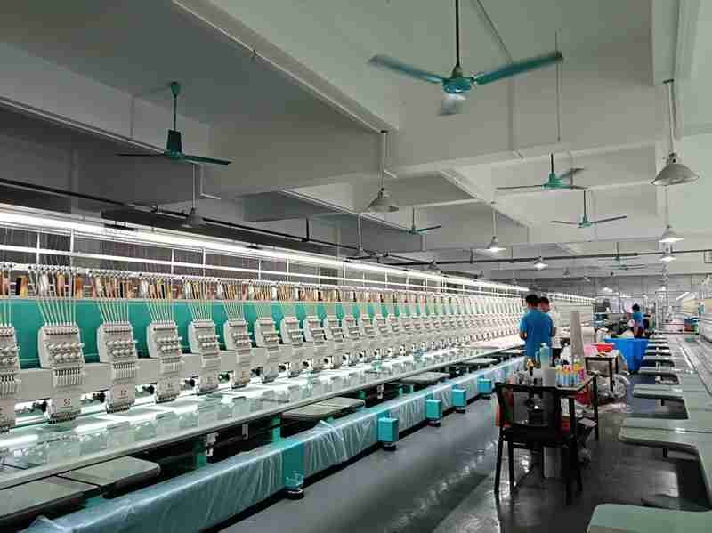 23 Custom Vinyl Toys Factory 21